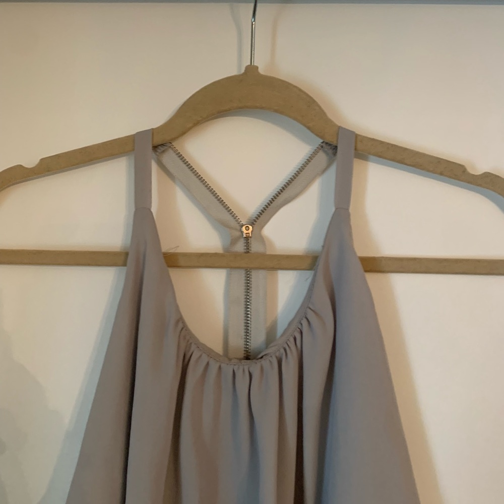 Grey top - Picture 3 of 6